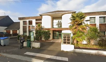 Chauvet Etienne, Dentiste à La Chapelle-sur-Erdre