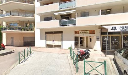 aucun, Dentiste à Sainte-Maxime