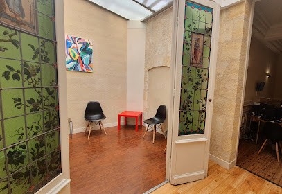 Dr Celine RAYMOND - Chirurgien Dentiste, Dentiste à Bordeaux