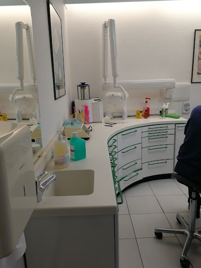 Gielly Jean-Marc, Dentiste au Petit-Quevilly