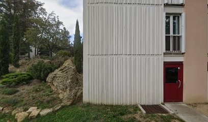 Dr Simo Sop Josue, Dentiste aux Ulis