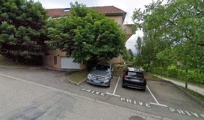 Cabinet Dentaire Bruyère Et Toulon, Dentiste à Saint-Nazaire-les-Eymes