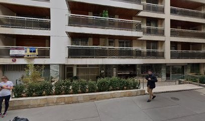 Touati Bernard, Dentiste à Paris 16