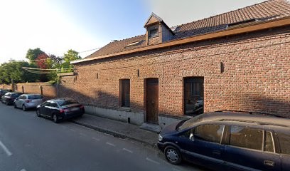 Pinot Christelle, Dentiste à Préseau