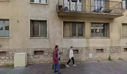 Pose d'implants dentaires Dijon, Dentiste à Dijon