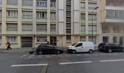 Savarin Eric, Dentiste à Villeurbanne