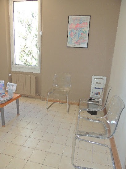 Prieur Bastien, Dentiste à Aubagne