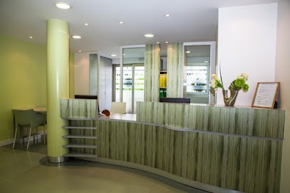 Dr LENOUVEL - Orthodontiste, Dentiste à Clichy