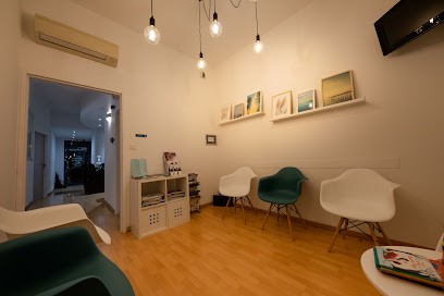 Chirurgien Dentiste Dr Laurie STROUMSA - Saint-Jean 31240, Dentiste à Saint-Jean