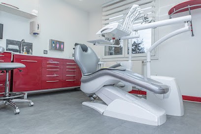 Docteur Berg & Docteur Ranaivoarivelo, Dentiste à Walbourg