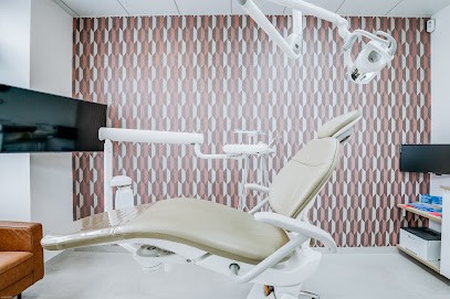 Dental Center Paris 20 Door De Vincennes, Dentiste à Paris 20