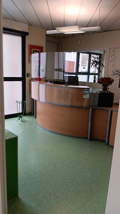 Lowette Rudy, Dentiste à Nogent-sur-Seine