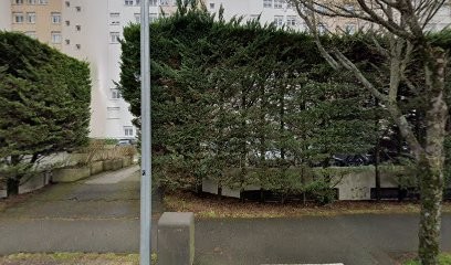 Petroi Claudiu, Dentiste au Mans