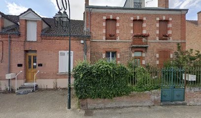 Favre Nathalie, Dentiste à La Ferté-Saint-Aubin