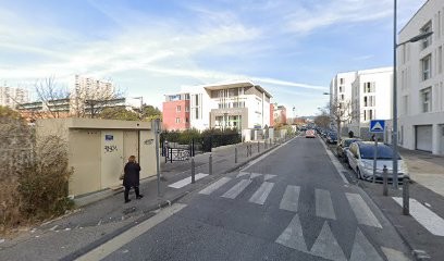 Docteur Bedjai Sacha, Dentiste à Marseille 13