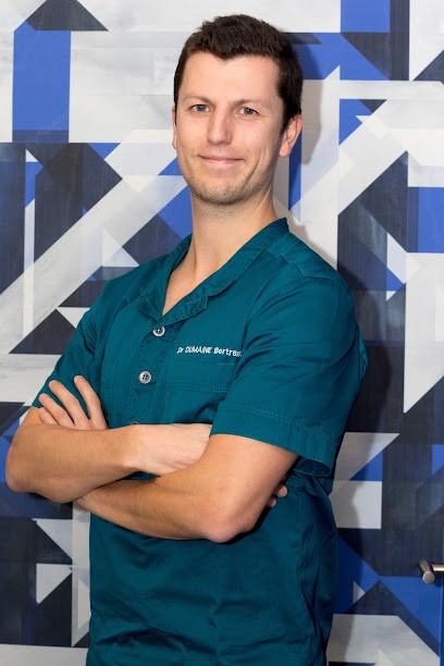 Dr.Dumaine Bertrand, Dentiste à Fontainebleau