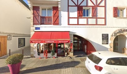 Rochereau-Gouffrant Corinne, Dentiste à Saint-Palais