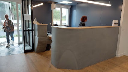 Pôle Dentaire Les Baléares, Dentiste au Crès