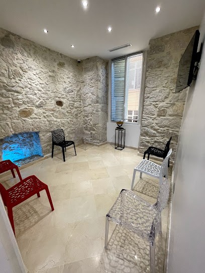 BEN ALI M., Dentiste à Nice