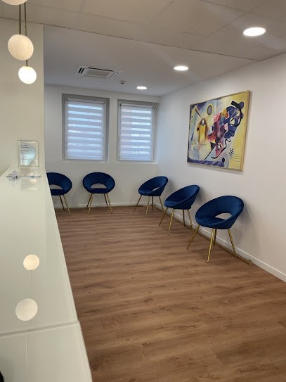 Dr J. Marciano - Orthodontie Montreuil Cap Horn, Dentiste à Montreuil