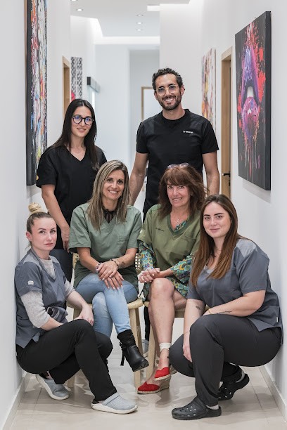 Dr Nathan Weizman / Dr Coralie Nakache / Dr Magnien Christophe Marseille 13013, Dentiste à Marseille 13