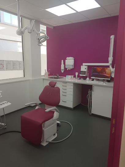 Centre Dentaire Du Rouget De L'isle - Montreuil Dentiste à Montreuil