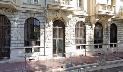 Dr Alice Gravlo, Dentiste à Nice