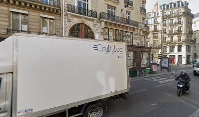 Mireille, Dentiste à Paris 01