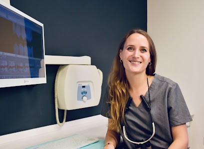 Dr Magali Tiberghien, Dentiste à Paris 20