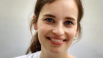 Dr Camille QUANDALLE, Dentiste à Paris 20