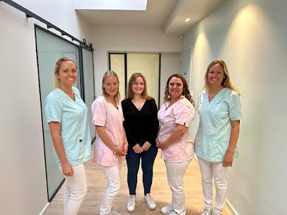 Cabinet des docteurs Cavrot et Wambergue - Orthodontie exclusive - Enfants et adultes, Dentiste à Bondues