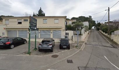 Julien Guieu, Dentiste aux Pennes-Mirabeau