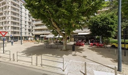 Coffin Dominique, Dentiste à Romans-sur-Isère