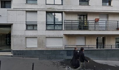 Dr Aidan Dowd, Dentiste à Paris 18