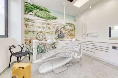 Dr Yasmine Guerroudj Pédodontiste Paris 14, Dentiste à Paris 14