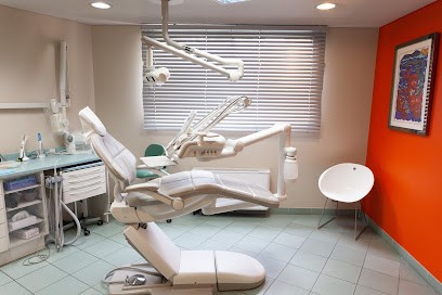 Cabinet dentaire des Arceaux: Drs Arbona, Crevel, Farenc, Grard-Bobo et Jeffs, Dentiste à Montpellier