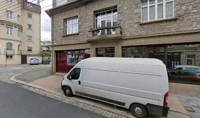 Lanrivin Yannick, Dentiste à Dinard