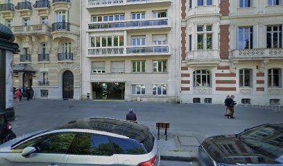 Dr Amélie Gastin-Amsellem, Dentiste à Paris 17