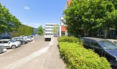 Nazaire Janine, Dentiste à Saint-Herblain