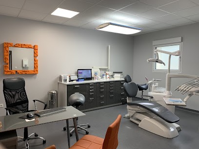 Anstett Arnaud, Dentiste à Labry