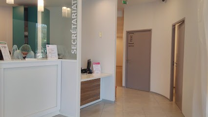 Mutual Dental Center, Dentiste au Pontet