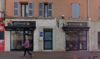 Savigneux Hélène, Dentiste à Pégomas