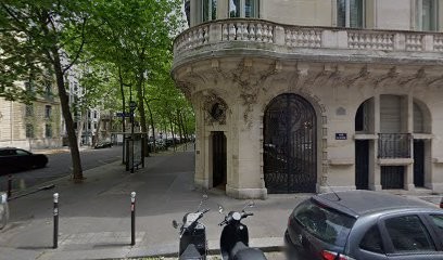 Denes Lionel, Dentiste à Paris 08