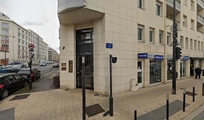 Devie Pascale, Dentiste à Reims