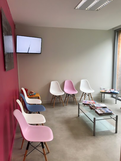 Dr Hélène Guillemont, Dentiste à Châtillon-sur-Marne