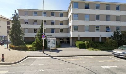 Scm Chirurgiens Dentistes De Saint Rem, Dentiste à Reims
