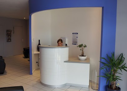 Dental office Doctors PETELOT and Cabrit, Dentiste à Tournefeuille