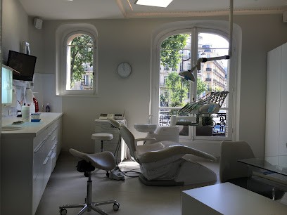 Dr Mamane Esther, Dentiste à Paris 06
