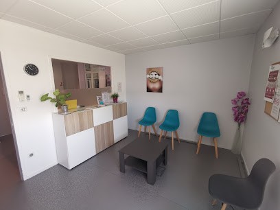 Cabinet dentaire Dr HOUCKE/ Dr HERNANDEZ, Dentiste à Saint-Vivien