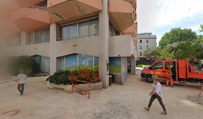 Cabanas Claude, Dentiste à Perpignan